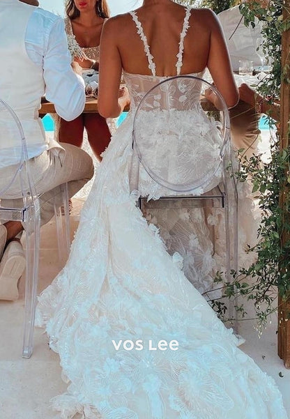 A-Line Spaghetti Straps Appliques Lace Beach Pleated Wedding Dresses with Court Train