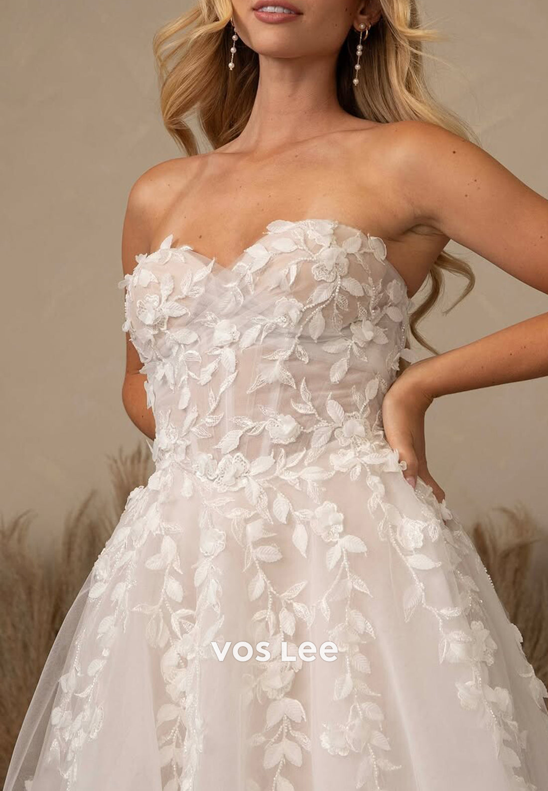 A-Line Strapless Sweetheart Appliques Embellished Wedding Dresses with Court Train