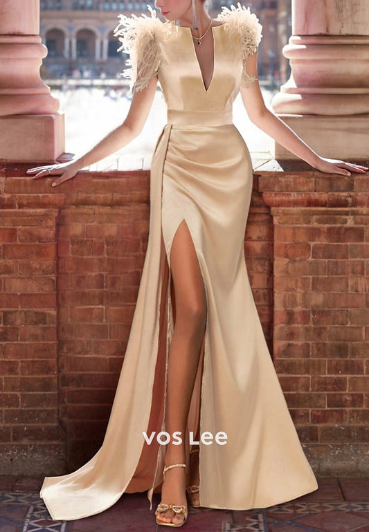 Sexy and Sleek V Neck Feather Pleated Mermaid Evening Dresses with Sweep Train