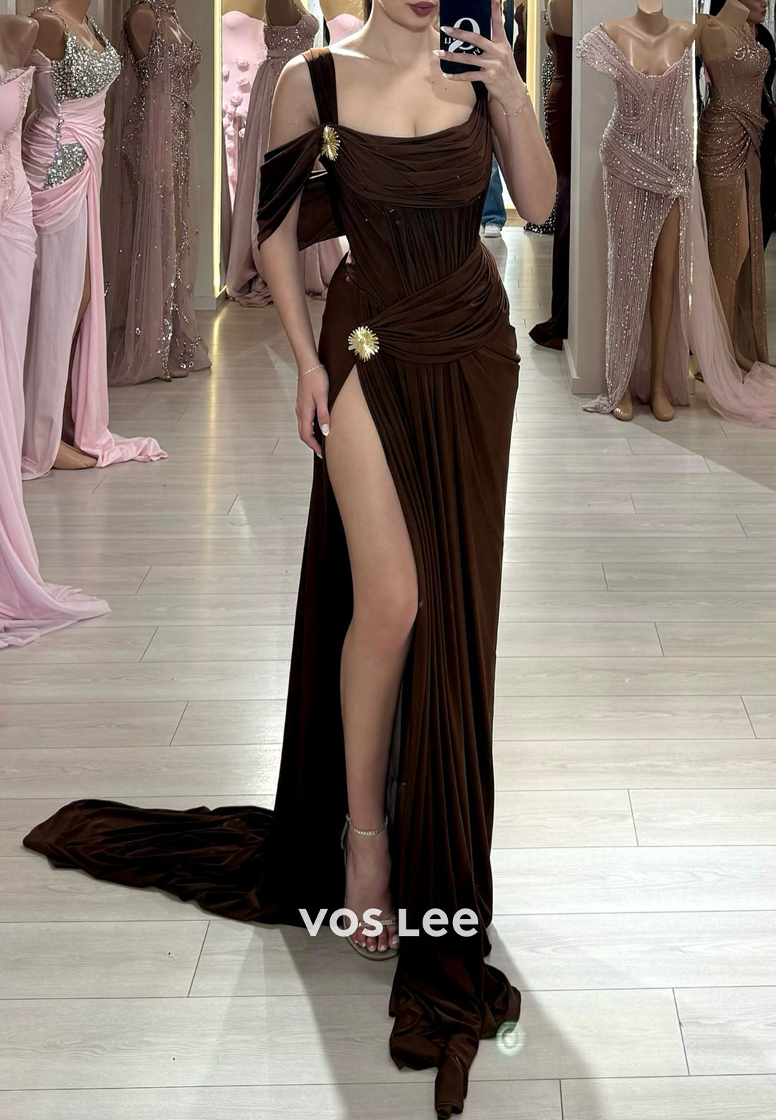 Classic Spaghetti Straps Scoop Sheath Pleated Evening Dresses with Sweep Train
