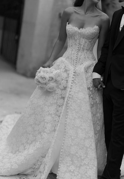 A-Line Sleeveless Strapless Lace Wedding Dress
