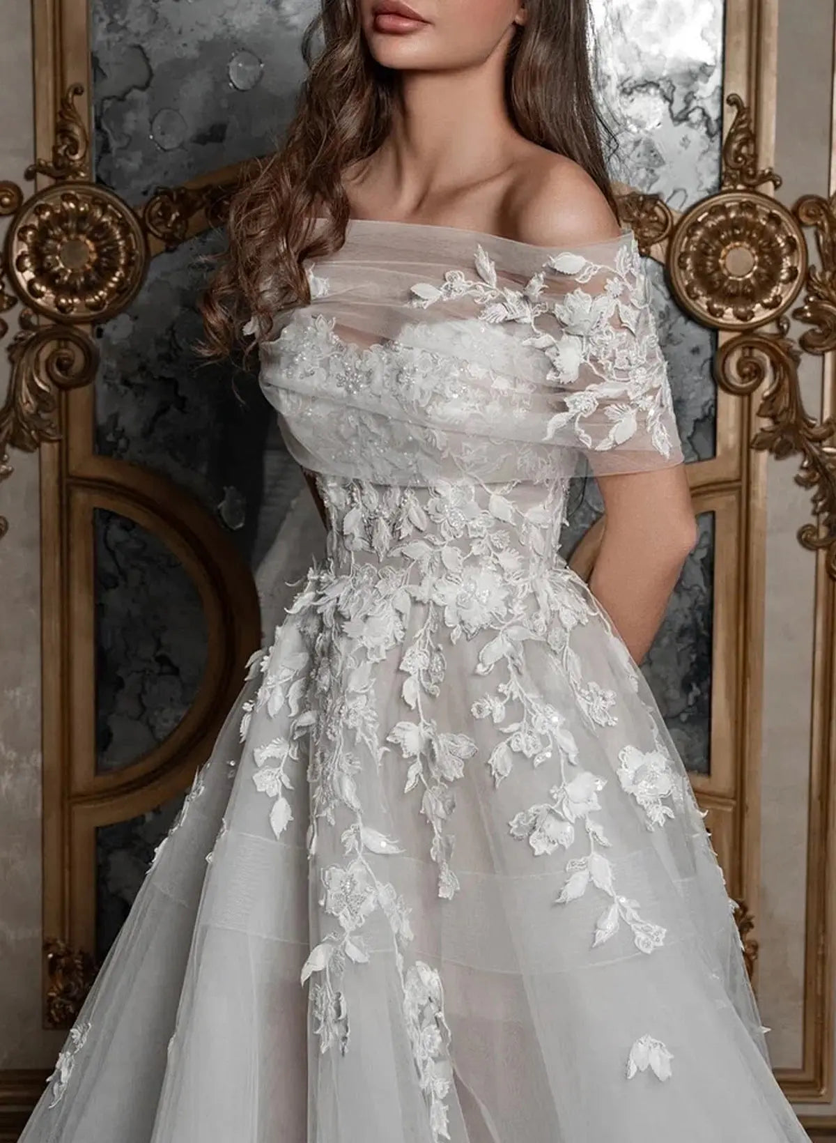Elegant Sleeveless Detachable Neckline A-Line Sweep Train Lace Wedding Dress