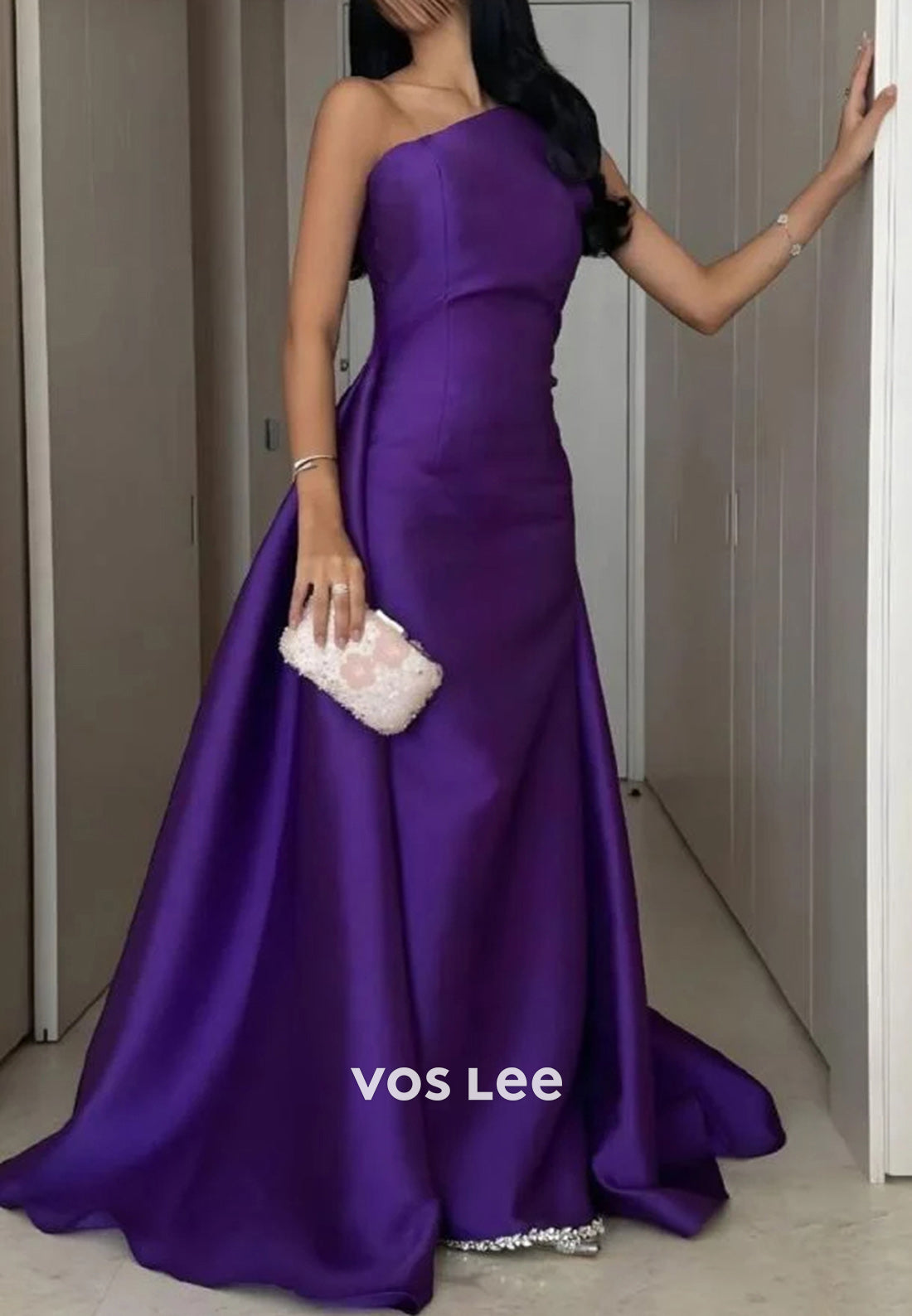 Elegant & Luxurious Strapless Pleated Mermaid Evening Dresses with Court Train