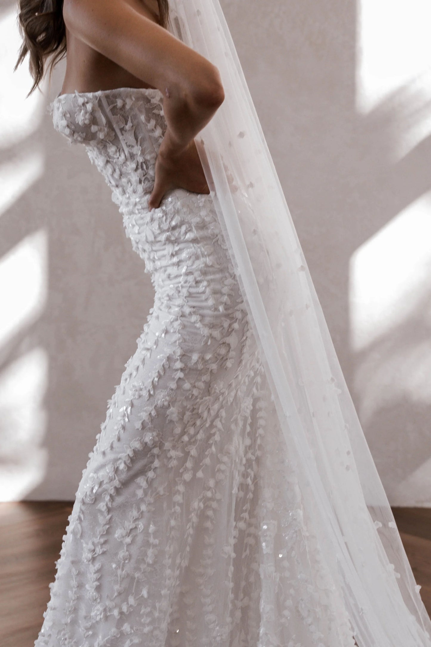 Sweetheart Neck 3D Floral Lace Mermaid Wedding Dress with Chapel Train