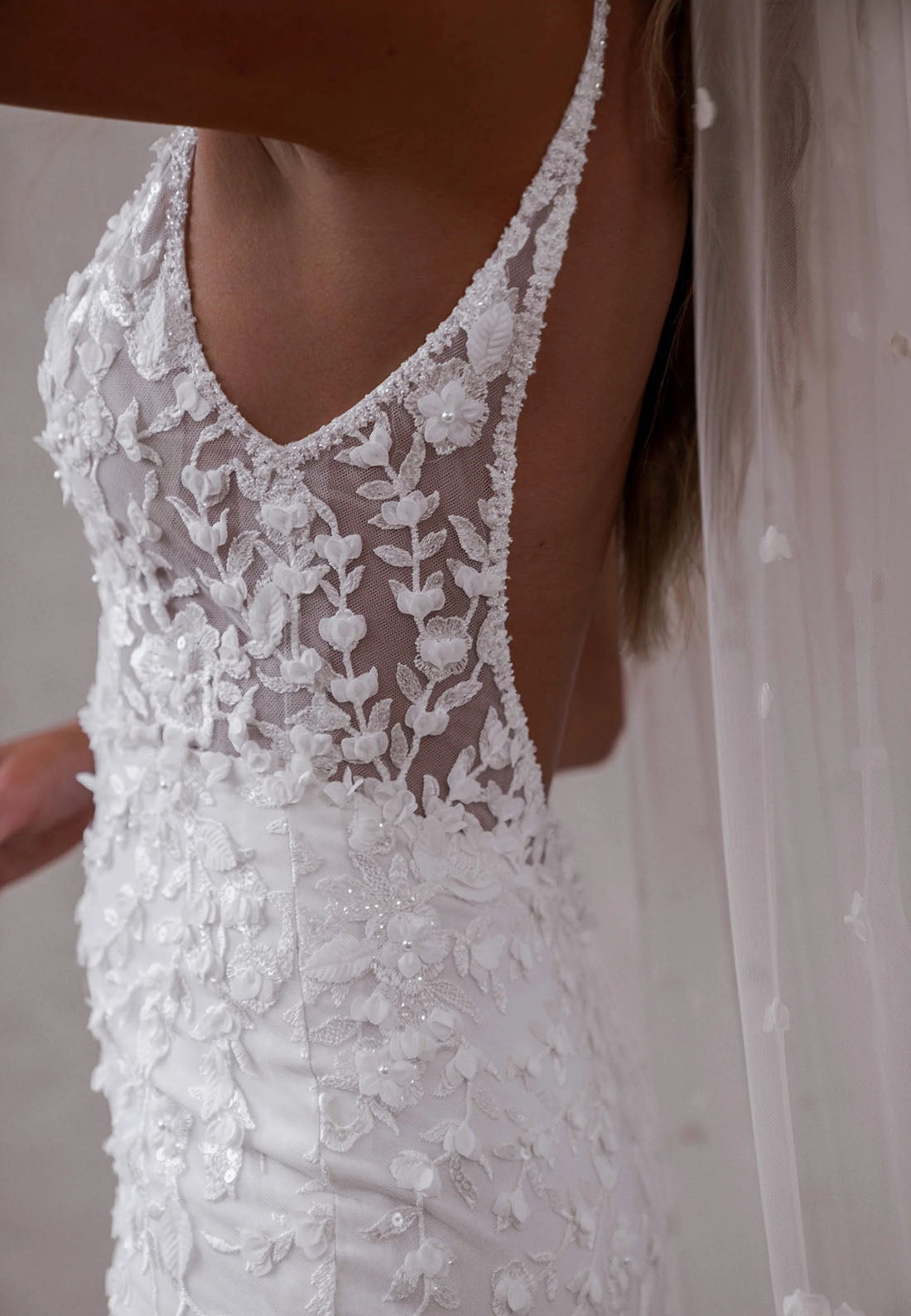 3D Floral Lace Mermaid Wedding Dress | Plunge V-Neck Spaghetti Strap Bridal Gown