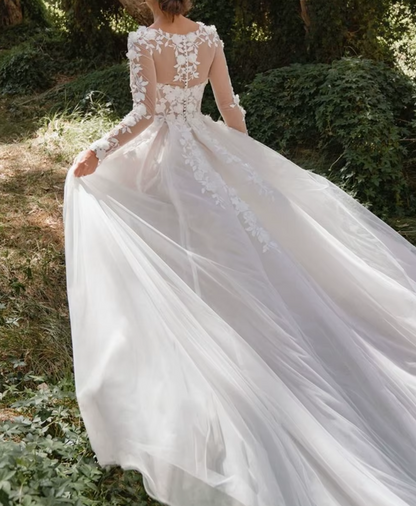 White Long Sleeve A-line Sweet O-neck Flower Lace Wedding Dress Sexy Side Split Tulle