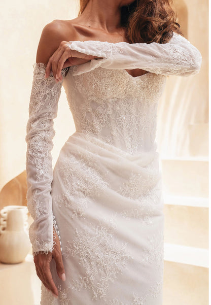 Strapless Sweetheart Neckline Mermaid Wedding Dress | Lace Appliqué Bridal Gown with Chapel Train