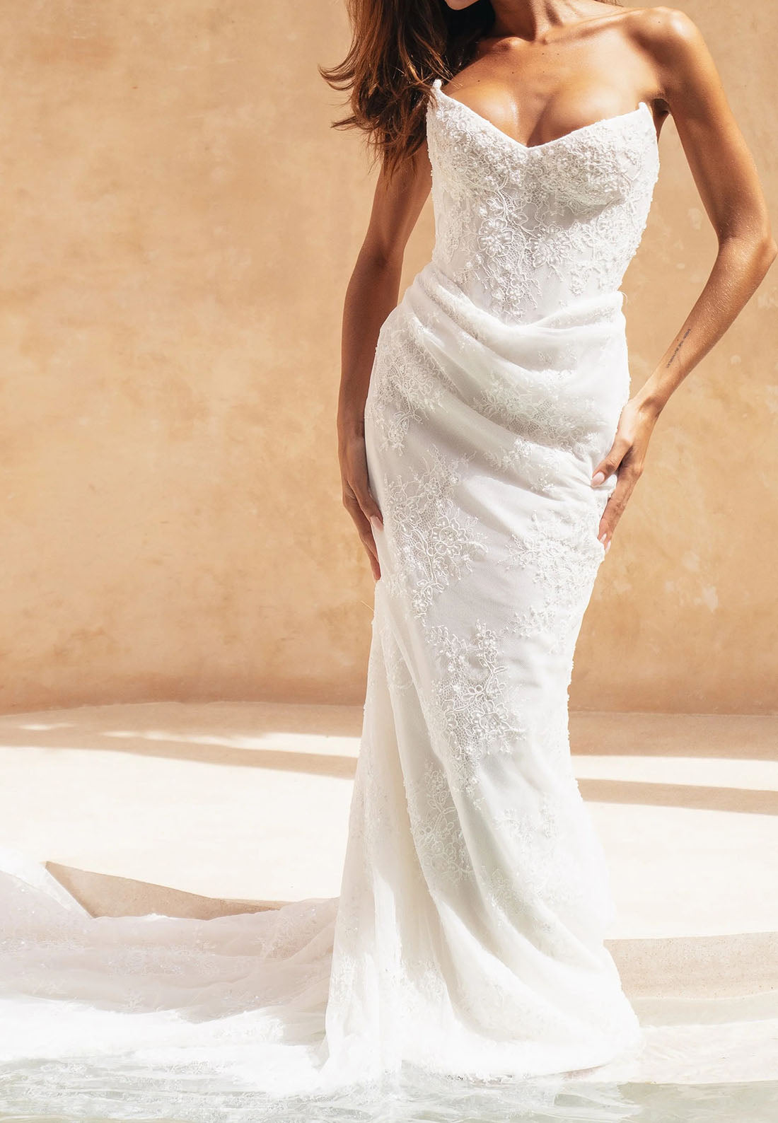 Strapless Sweetheart Neckline Mermaid Wedding Dress | Lace Appliqué Bridal Gown with Chapel Train