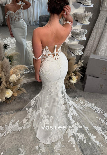 Flowers Spaghetti Straps V Neck Appliques Lace Pleated Beach Wedding Dresses