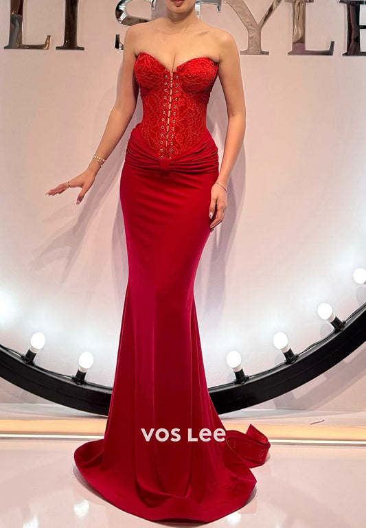 Strapless Sweetheart Appliques Lace Mermaid Evening Dresses with Sweep Train