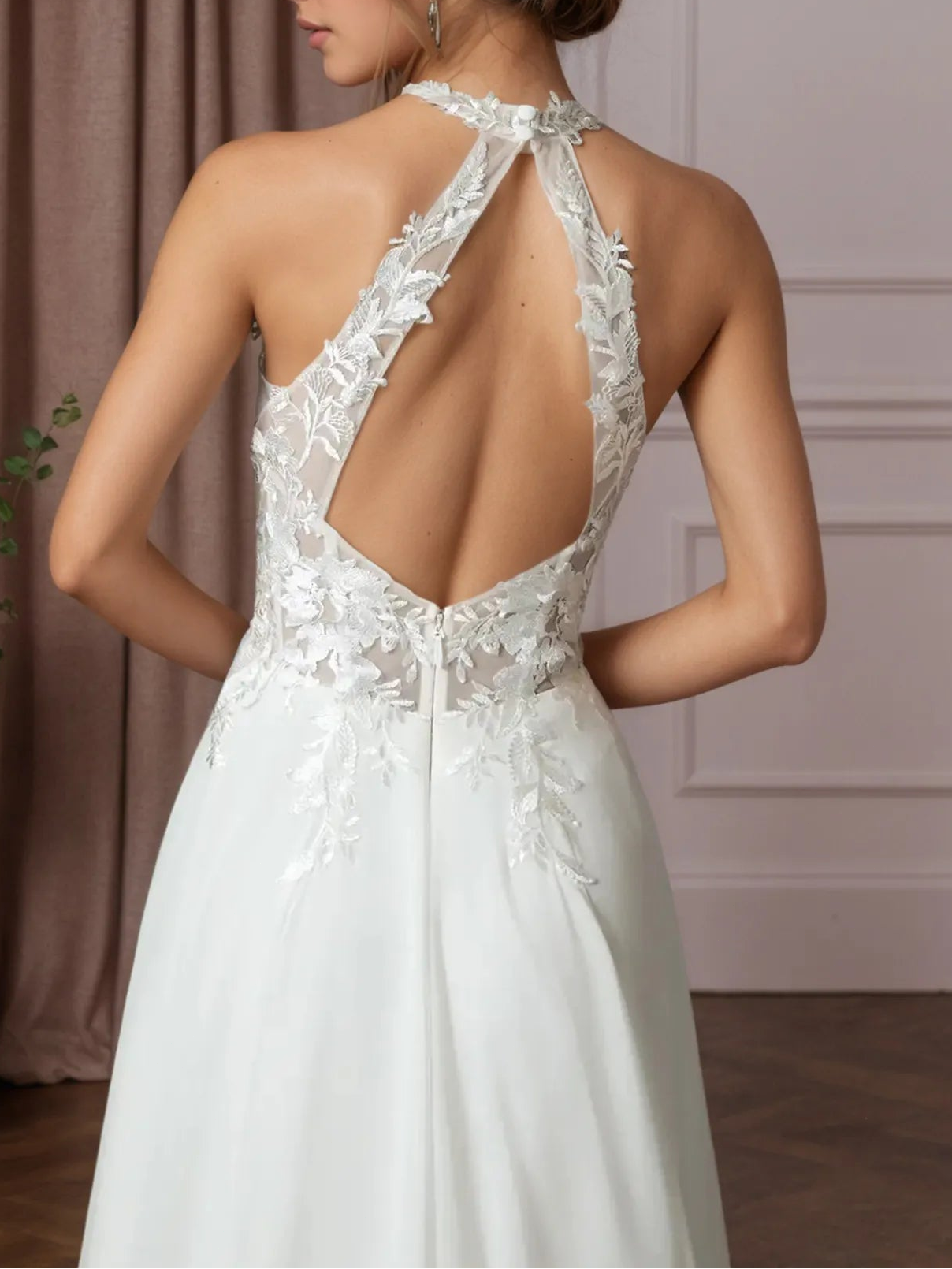 Elegant Chiffon Halter V-Neck A-Line Lace Slit Wedding Dress
