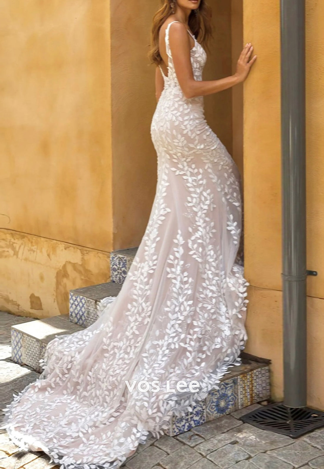 Classic & Timeless Regular Straps Appliques Lace Mermaid Wedding Dresses with Court Train