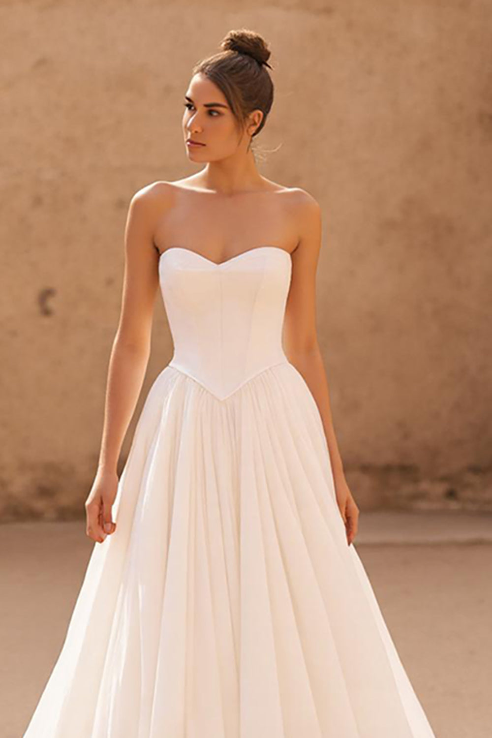 Ivory Organza A Line Strapless Chapel Train Wedding Dress