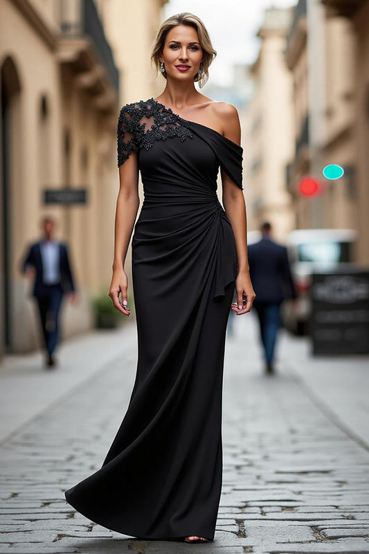 Mermaid Black Asymmetrical Mother of the Bride Dress with Appliques