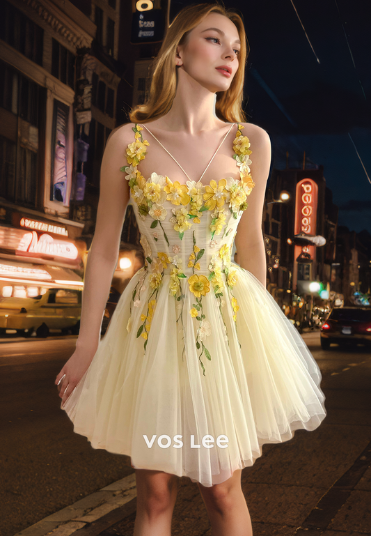 Pretty A-Line Yellow Short Homecoming Gown Spaghetti Straps Tulle Lace Up Party Dress