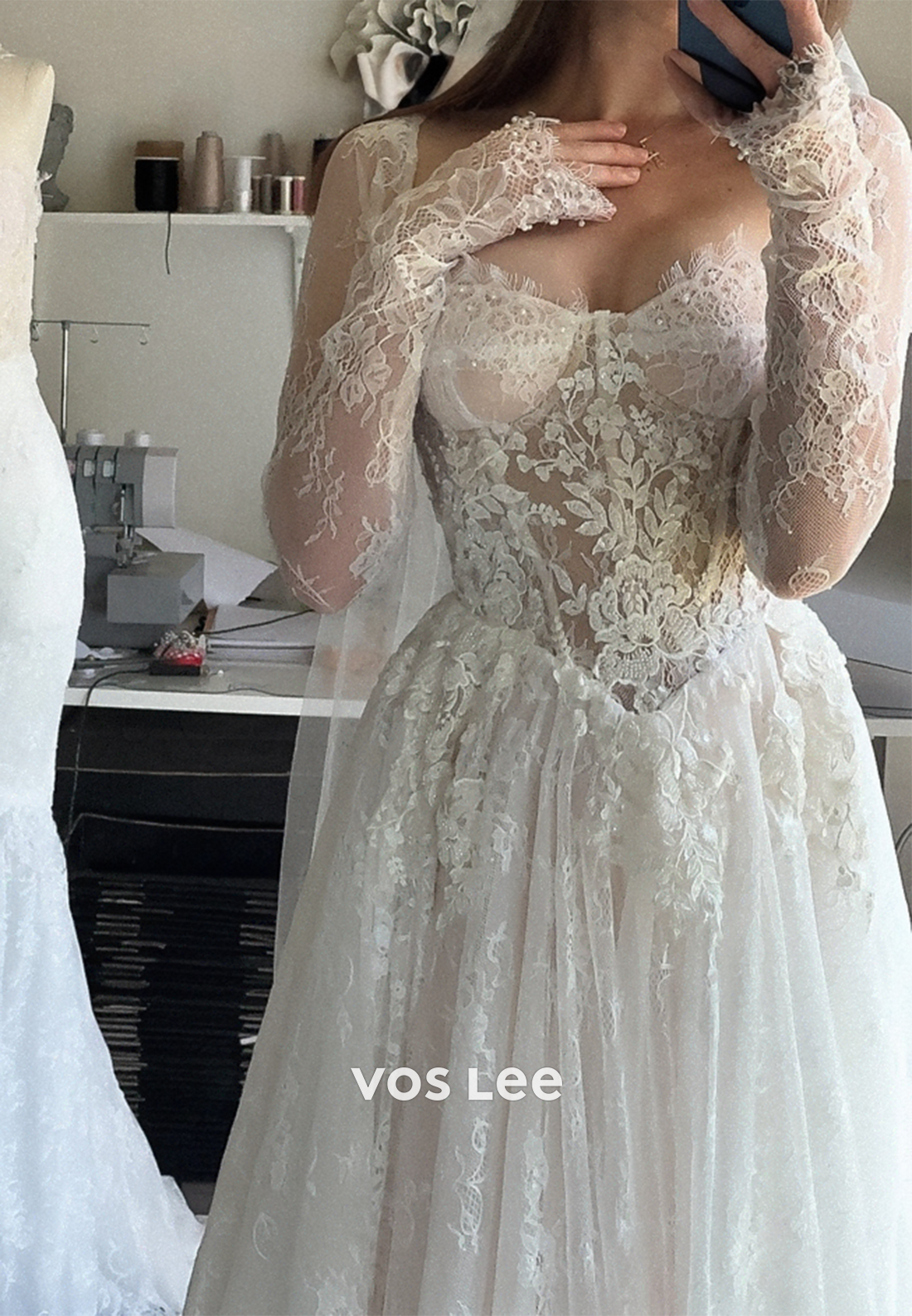 A-Line Long Sleeve Sweetheart Appliques Lace Wedding Dresses with Court Train