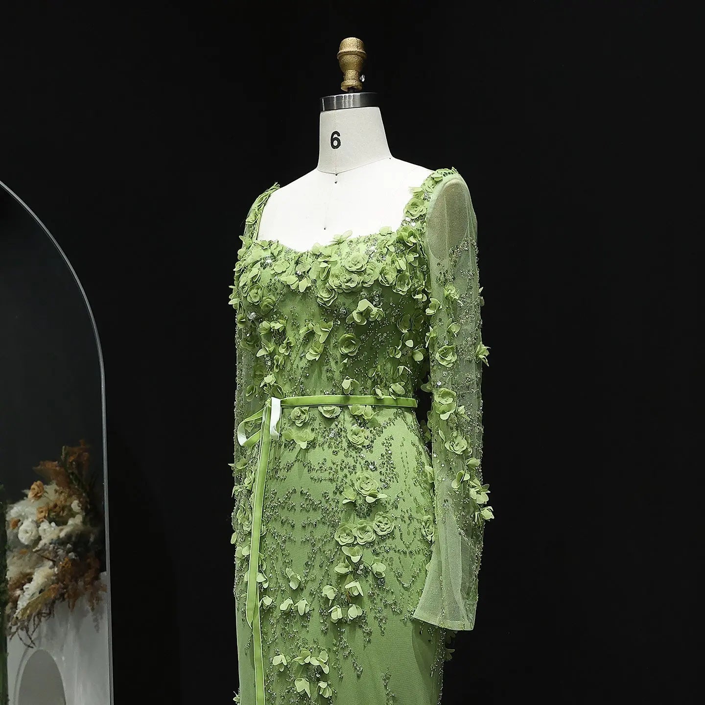 Luxury Green 3D Floral Evening Dress with Long Sleeves