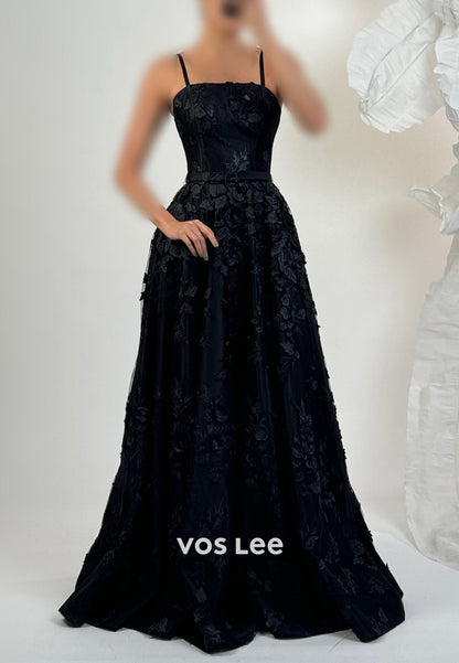 Classic A-Line Spaghetti Straps Appliques Lace Pleated Floor-Length Evening Dresses