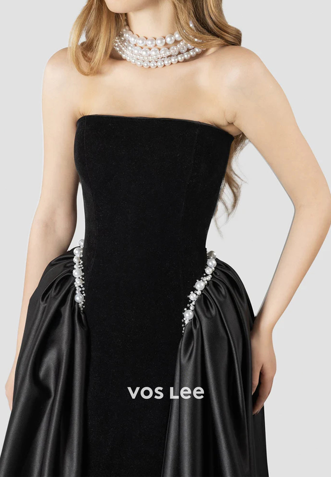 Elegant & Luxurious A-Line Strapless Pearls Empire Waist Prom Dresses with Court Train