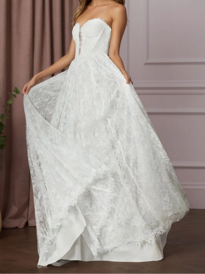 White A-Line Sweetheart Sleeveless Lace Wedding Dress
