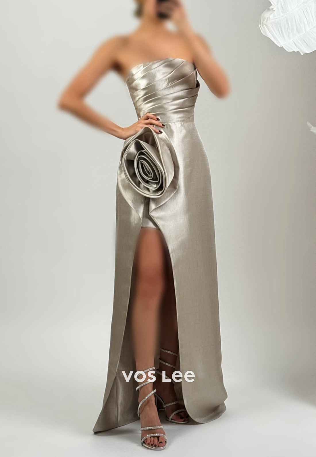 Sparkling Strapless Pleated Flowers Floor-Length Sheath Prom Dresses with High Split