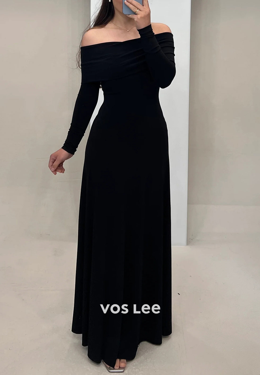 Classic A-Line Long Sleeve Off the Shoulder Pleated Floor-Length Evening Dresses