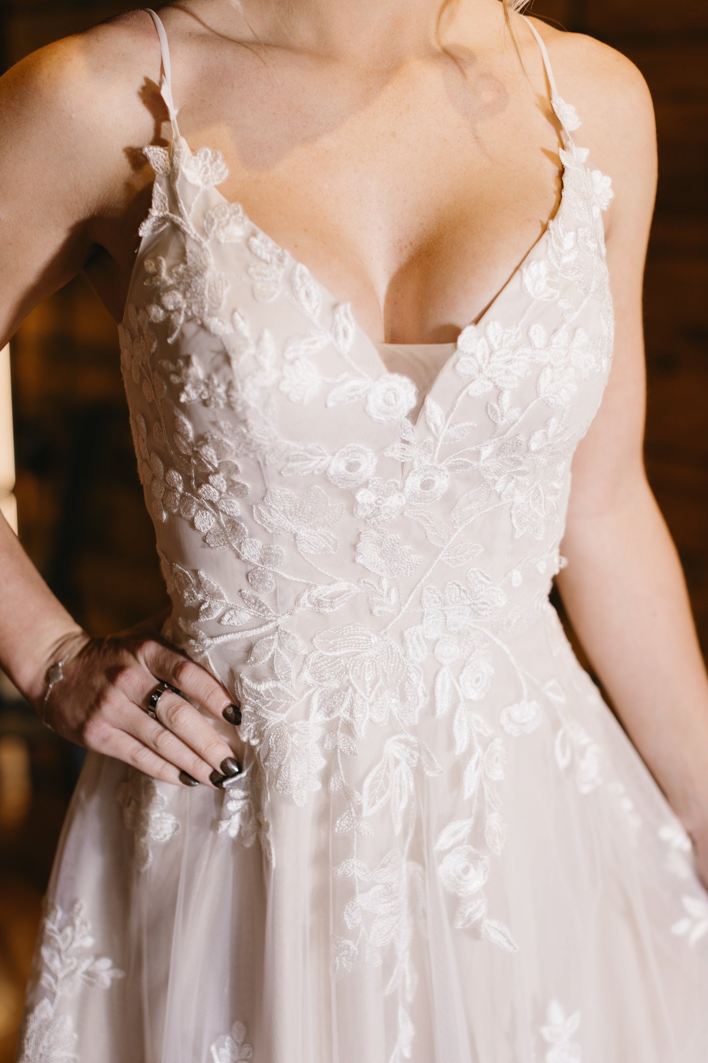 A-Line V Neck Sleeveless Appliqued Lace  Wedding Dress