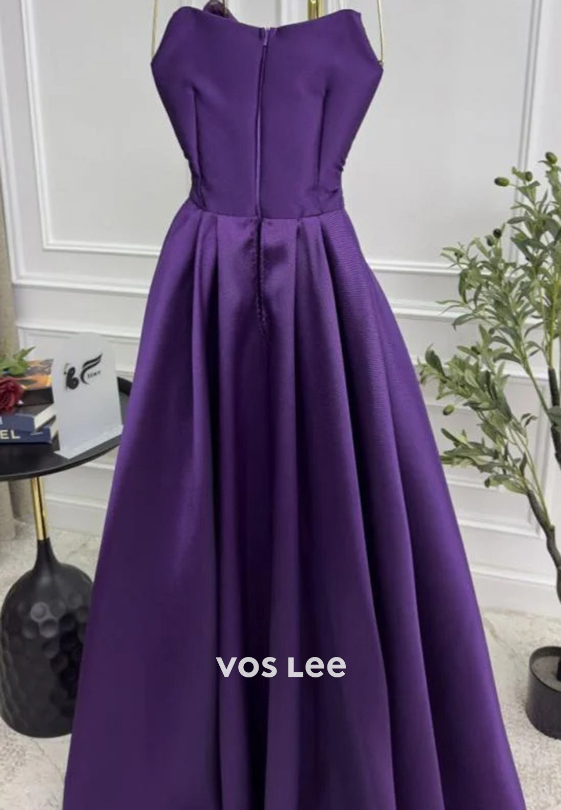Elegant & Luxurious Strapless Pleated Mermaid Evening Dresses with Court Train