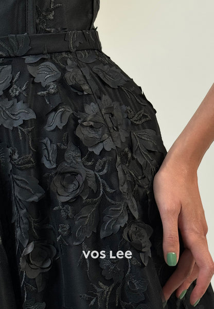 Classic A-Line Spaghetti Straps Appliques Lace Pleated Floor-Length Evening Dresses