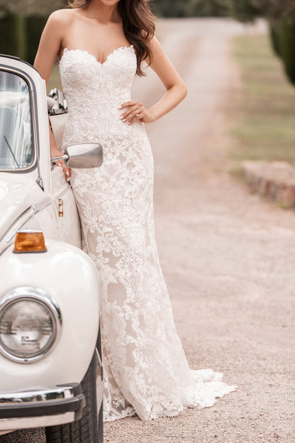 Sweetheart Neckline Lace Mermaid Wedding Dress with Chapel Train