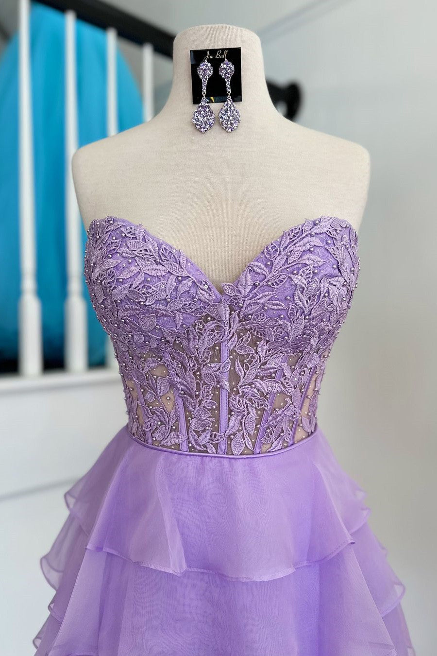 Cute Lilac A-Line Sweetheart Short Tiered Lace Top Homecoming Dress