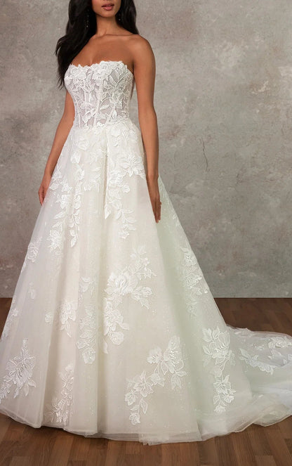 Strapless Sweetheart Lace Bodice Tulle Ball Gown Wedding Dress with Chapel Train