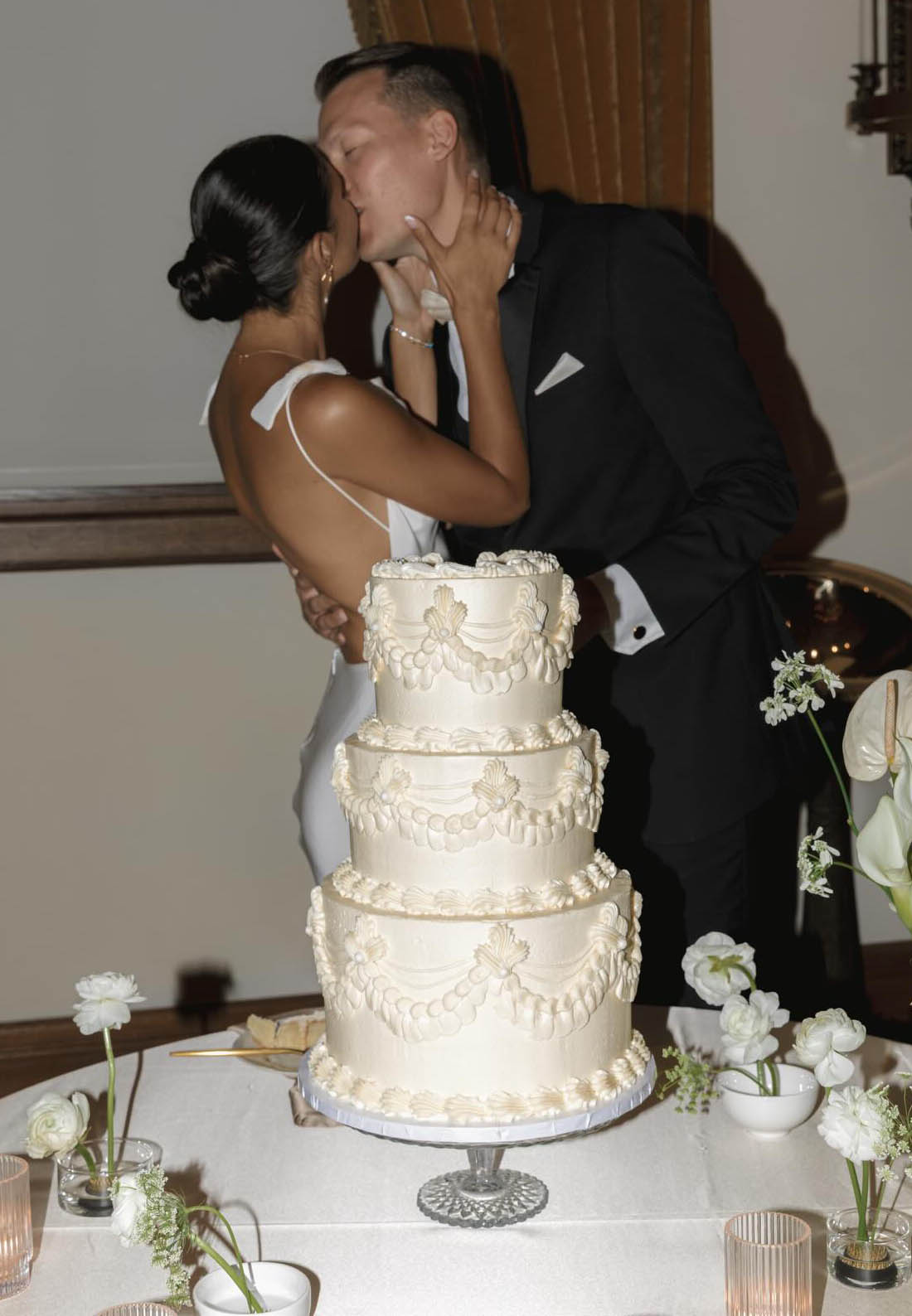 Spaghetti Straps Scoop Backless Wedding Dress