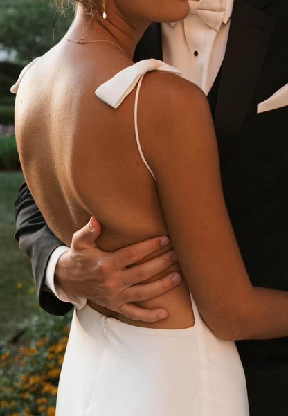 Spaghetti Straps Scoop Backless Wedding Dress