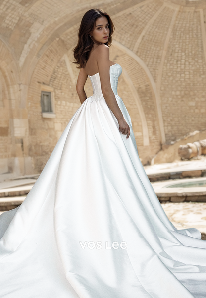 Simple Sweetheart A-Line Sleeveless BacK Zipper Court Train Ruched Satin Wedding Bride Gown