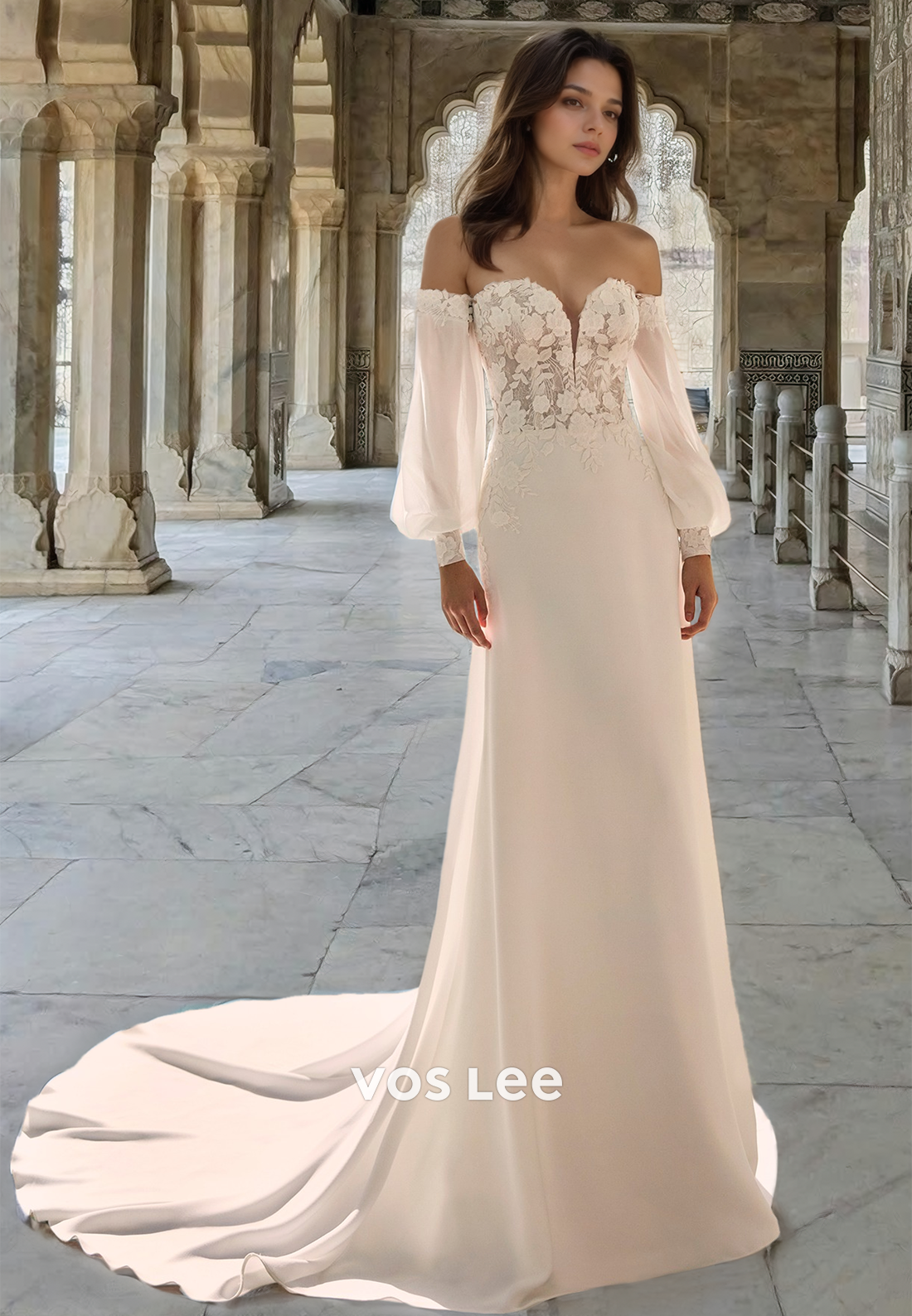 Elegant Column Sweetheart Lace Appliques Court Train Satin Wedding Bride Dress