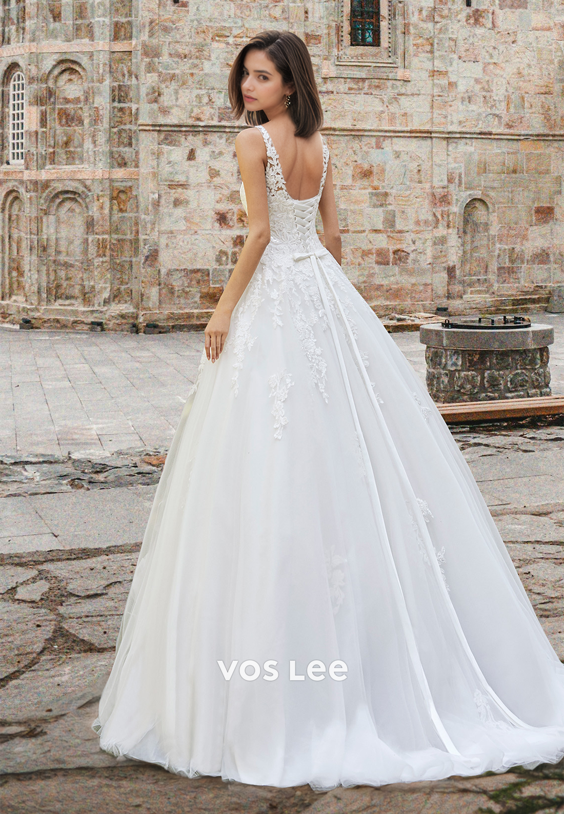 Gorgeous V Neck Lace Up Appliques Sleeveless Pleated Tulle Wedding Dress