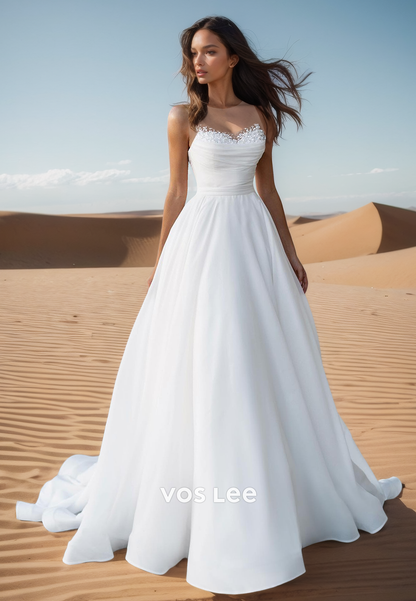 Elegant Sweetheart Rhinestone Pearls Wedding Dresses with Court Train