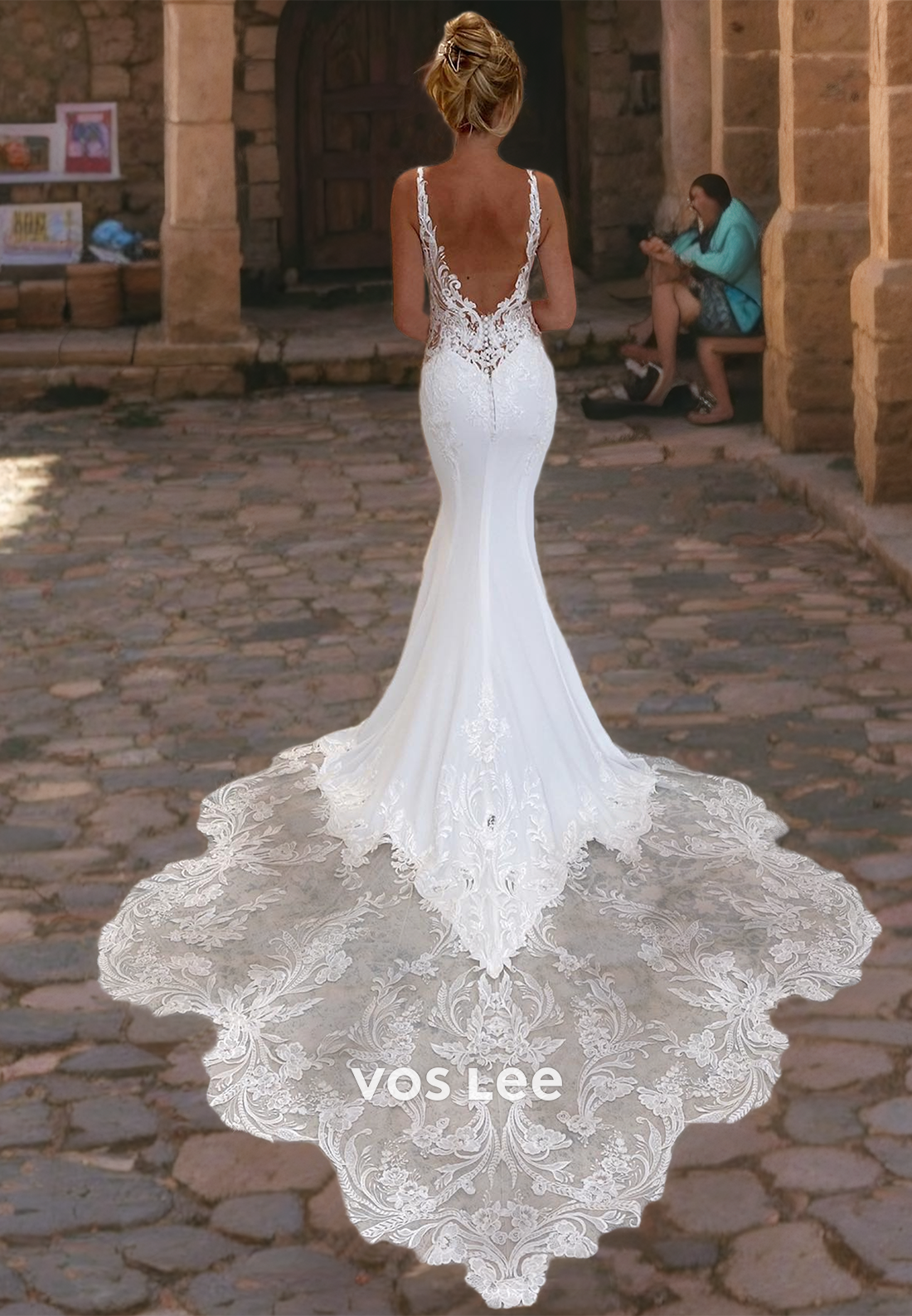 Classy V-Neck Lace Wedding Dress Mermaid Long Train Button Back Bridal Dresses