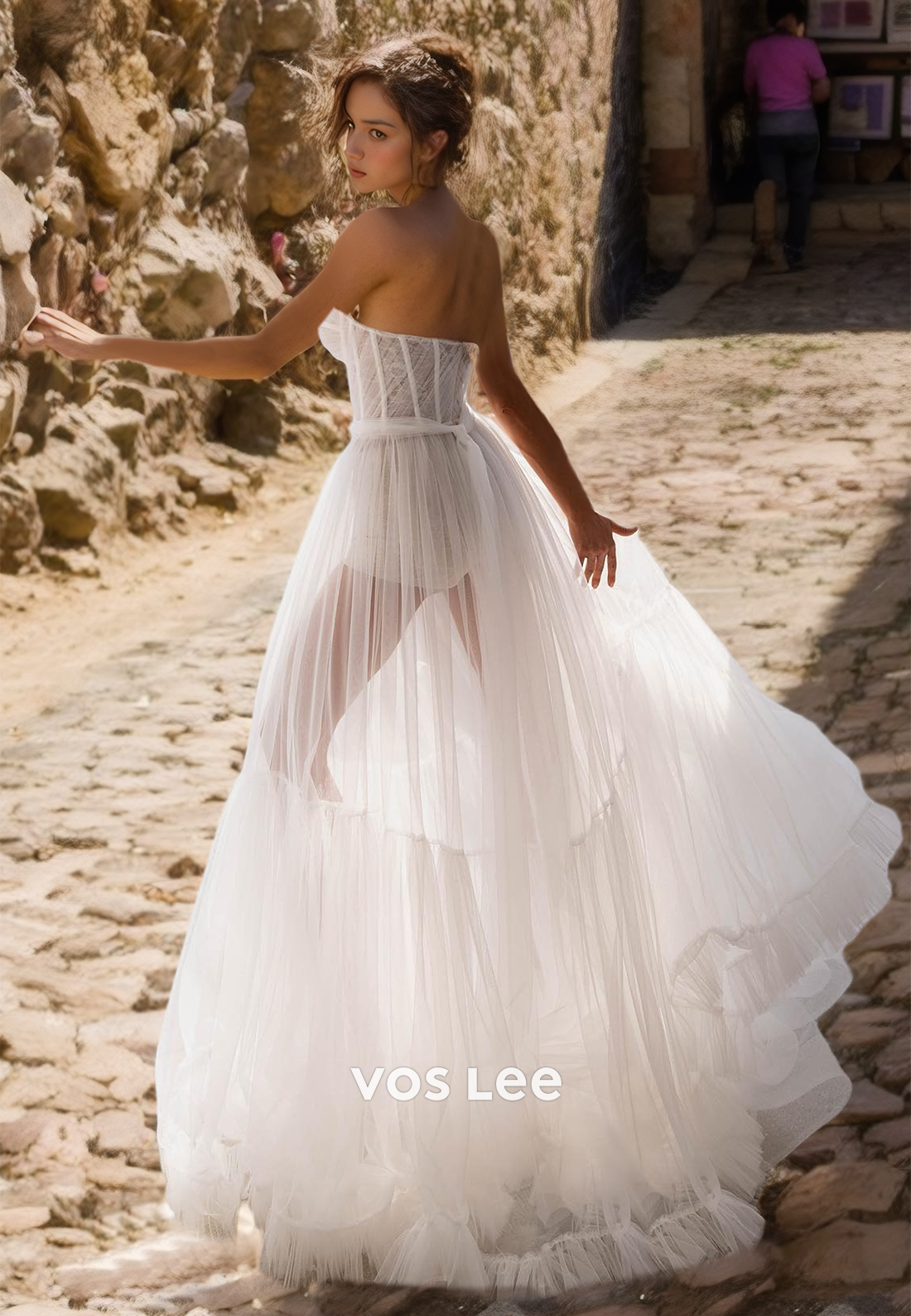 Unique Sweetheart A-Line Strapless Tulle Illusion Pleated Wedding Bride Dress