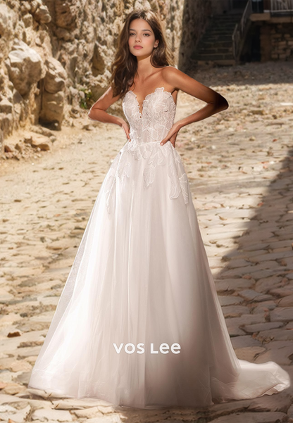 Luxury A-Line Appliqued Wedding Dresses Sweetheart Tulle Floor Length Strapless Formal Bridal Dress