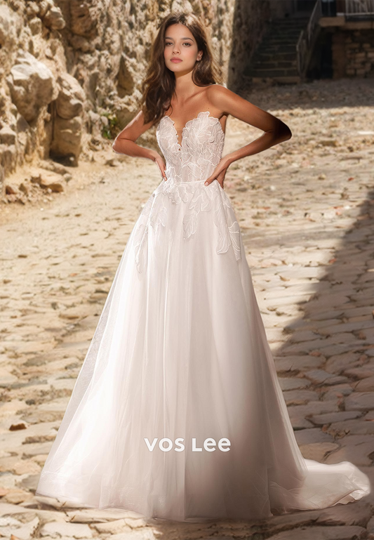 Luxury A-Line Appliqued Wedding Dresses Sweetheart Tulle Floor Length Strapless Formal Bridal Dress