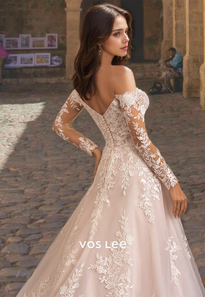 Dreamy A-Line Lace Full Sleeves Wedding Dress Sweetheart Button Back Formal Bridal Gown