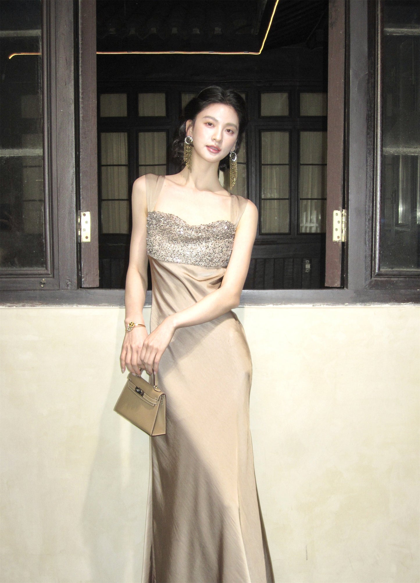 Champagne Dream Satin Gown – Timeless Elegance for Your Special Night