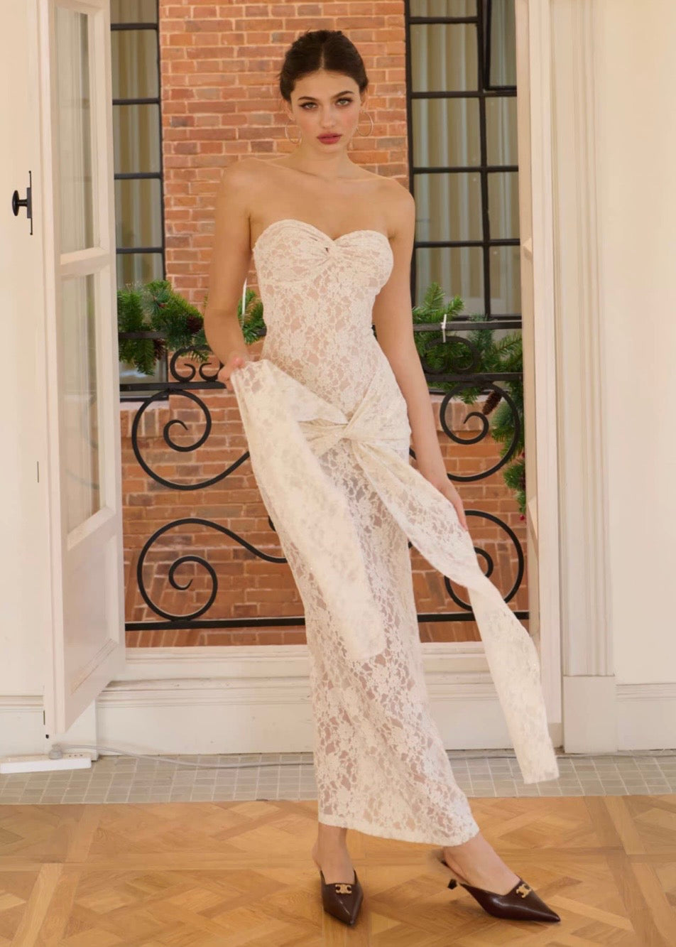 Vintage Lace Strapless Maxi Dress – Romantic Bridal Shower Gown