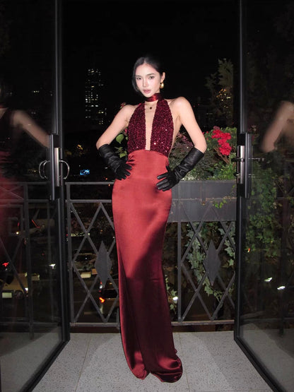 Elegant Backless Sequin Halter Gown – Perfect for Black Tie Events