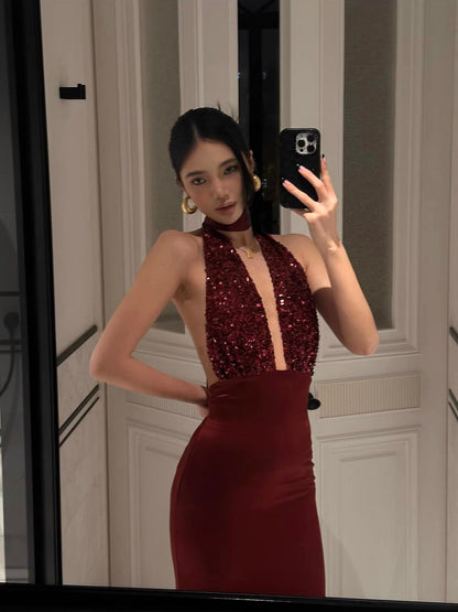 Elegant Backless Sequin Halter Gown – Perfect for Black Tie Events