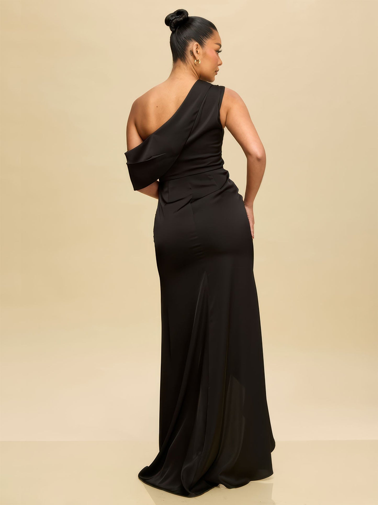 Sleeveless Ruched Satin Bodycon Gown