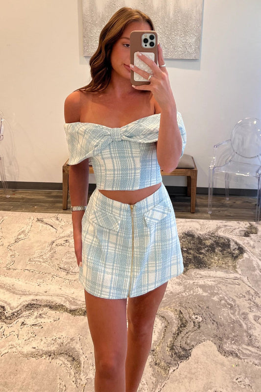 Chic Sheath Two Piece Off the Shoulder Light Blue Short Homecoming Dress