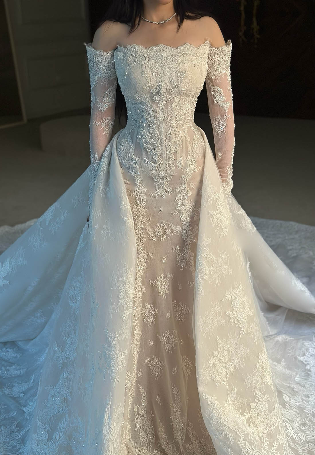Long Sleeves Off-Shoulder Sweep Train Lace Wedding Dress